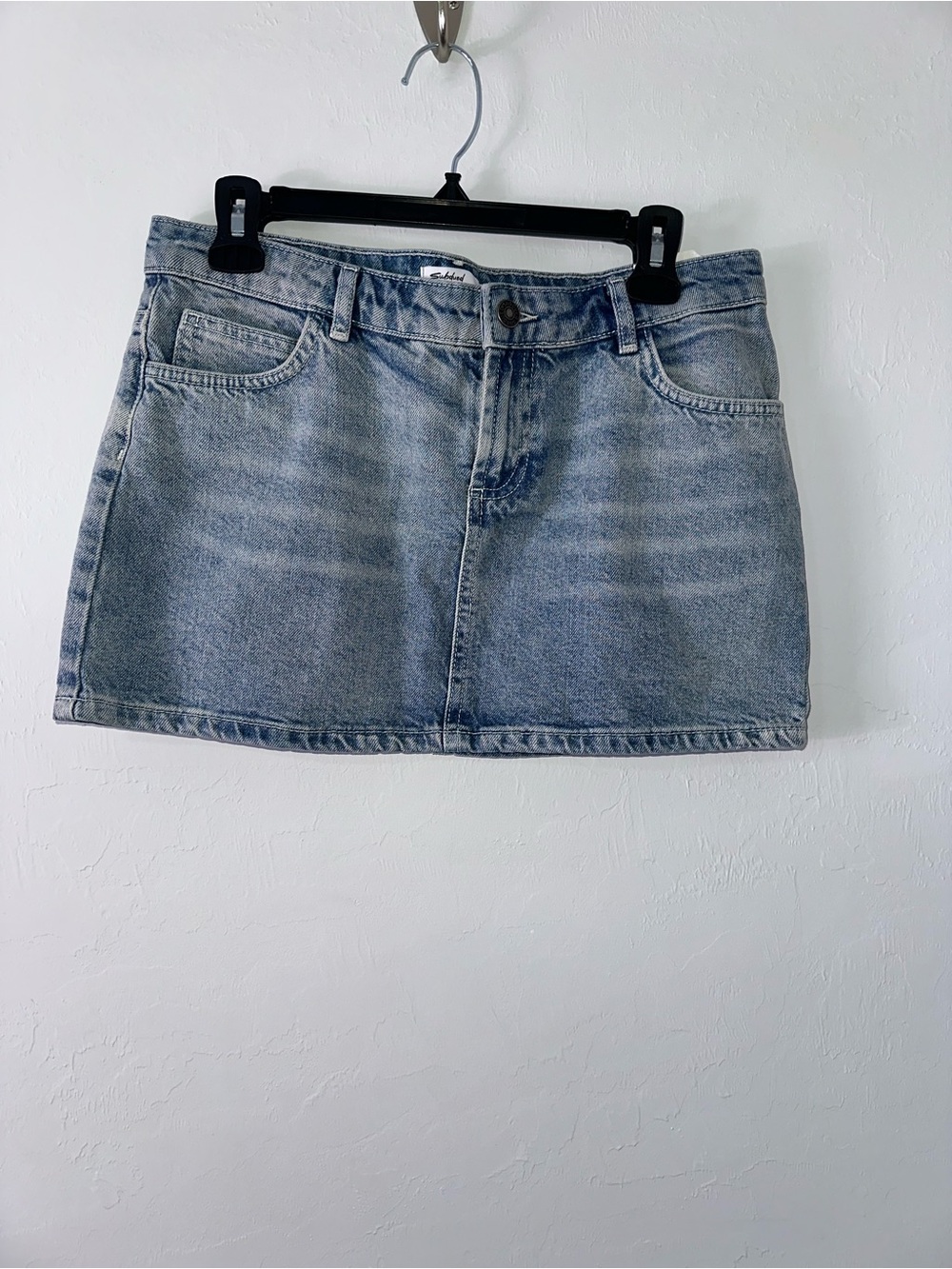 Y2K Classic Light Wash Denim Mini Skirt - Light Blue
